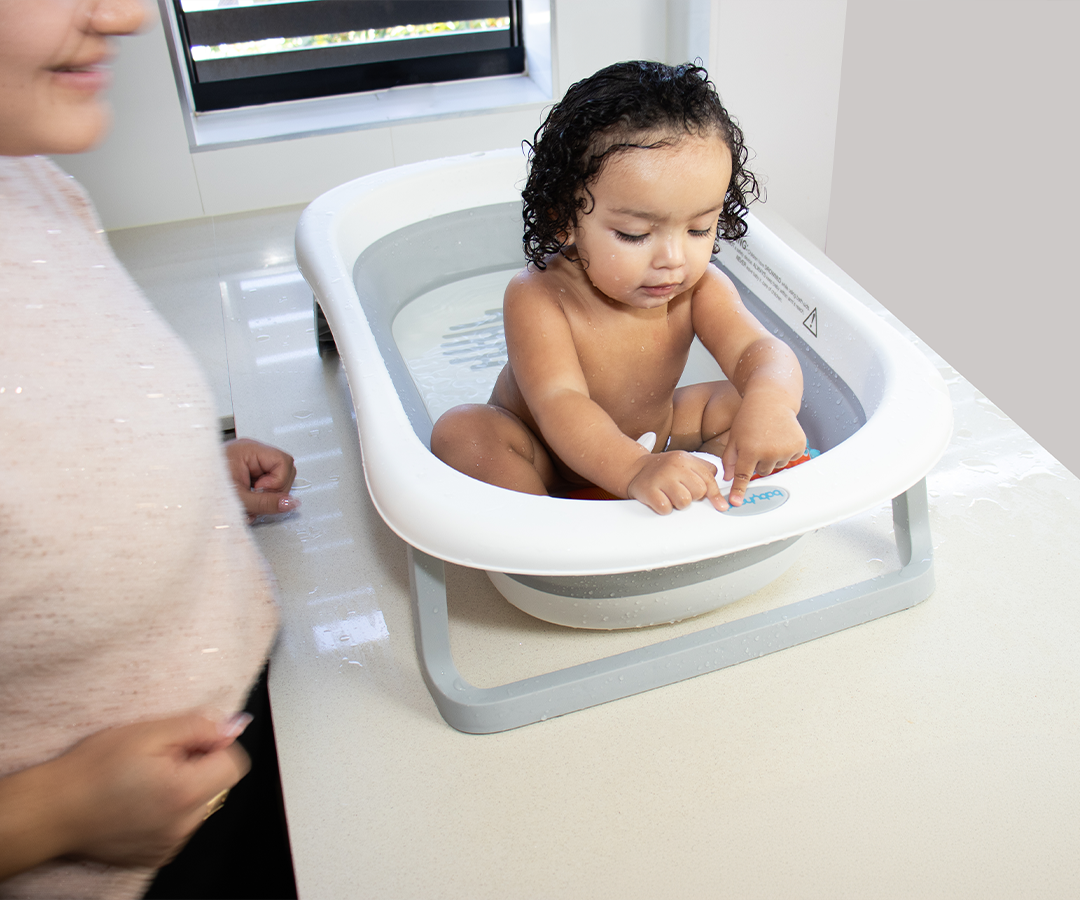Cuetably Foldable & Collapsible Baby Bath Tub